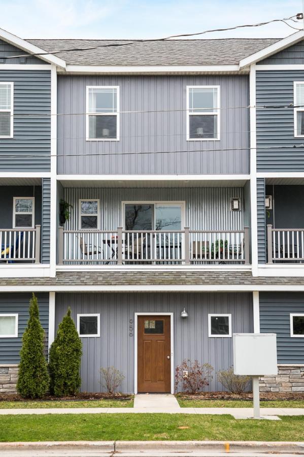 Hébergement de vacances “hygge” 3bdr Townhouse, Close To Beach, Park & Wineries! Traverse City